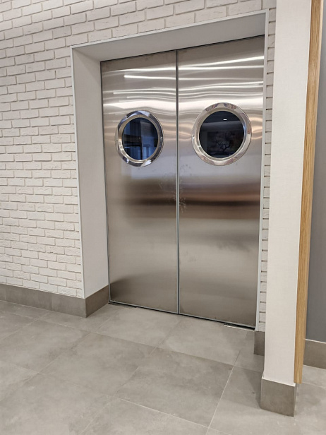 МАЯТНИКОВЫЕ ДВЕРИ